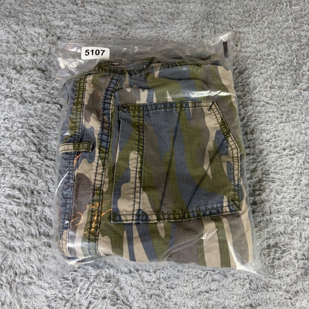 Cabelas Camo Cargo Shorts Womens 14 Green Camouflage Ripstop Outdoor Hiking - Picture 11 of 11